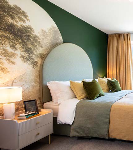 Kew Bridge Rise — Wren House